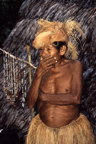 Amazon_IquitosIndians_2_g.jpg