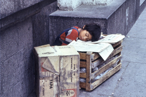 Arequipa_14_BoyAsleepOnTheJob_g.jpg