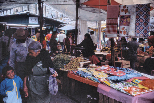 TolucaMarket2.jpg