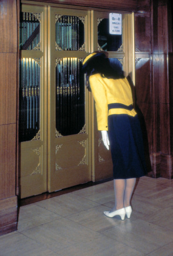Tokyo_16_LiftAttendant_g.jpg