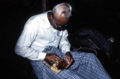 Mandalay_47_VisualArts_GoldLeafMaking_g