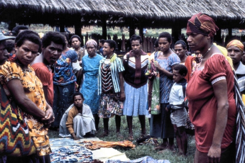 Goroka_14_Market.jpg