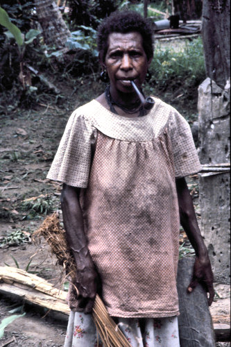PNG_SepikRiver_KanganamanVillage_Woman.jpg